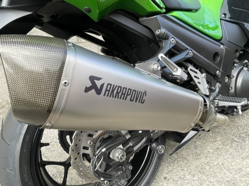 Kawasaki ZZR1400 Performance